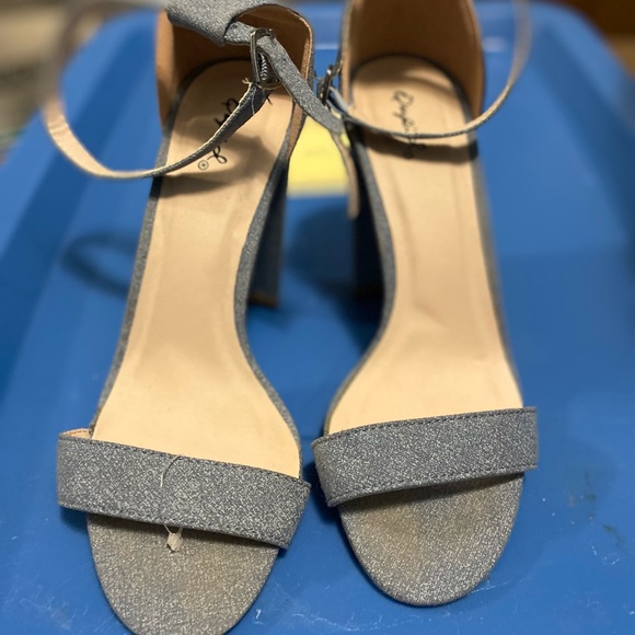 Super cute “denim look” heeled sandals - Picture 5 of 5